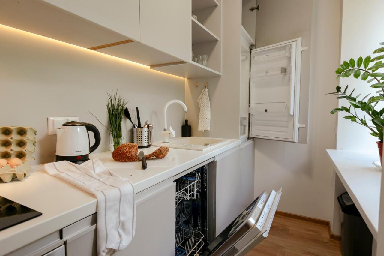 Jana Pawla II 36: Fully Equipped Studio with Free Underground Parking Warsaw Exterior photo